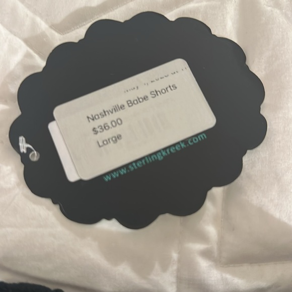 Black Fringe Shorts Sterling Kreek size large - Picture 5 of 11